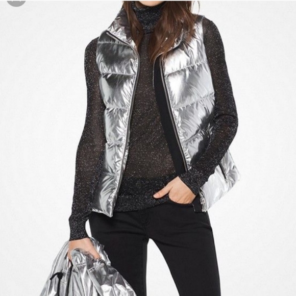 Michael Kors Sz Xs Silver Puffer Vest 